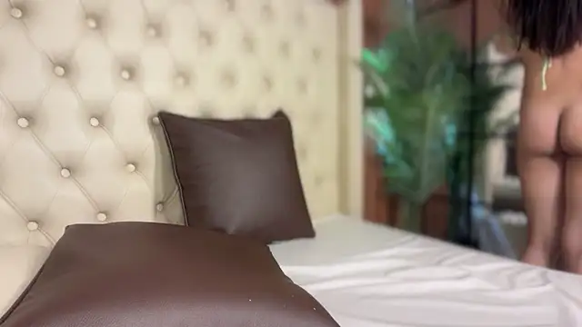 Snapshot of Abetterwomanxx chatting on October 2025 01:32:02 PM Abetterwomanxx online show from October 2025 01:32:02 PM