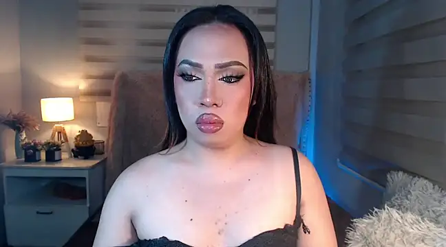 RebecaNextToYou online show from March 2025 05:28:01 PM