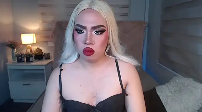 RebecaNextToYou online show from March 2025 05:22:02 PM