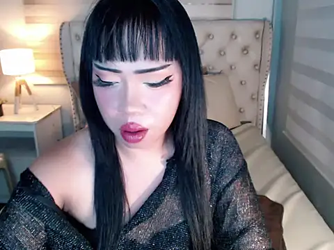 RebecaNextToYou online show from May 2026 11:17:02 AM