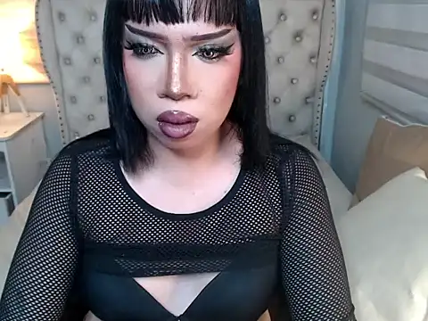 RebecaNextToYou online show from June 2026 04:56:01 PM