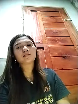 MS Isabella Snow92 online show from September 2025 09:22:01 PM