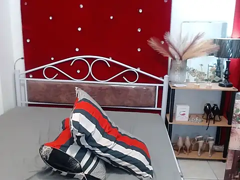 urcumgirl kendall online show from February 2025 03:53:02 PM