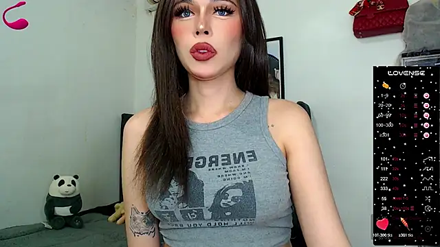 Salsallita online show from April 2026 06:48:02 PM