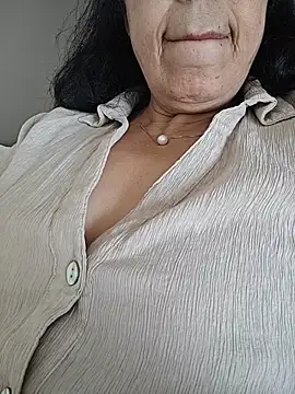 Susannemilf online show from January 2026 04:49:01 AM