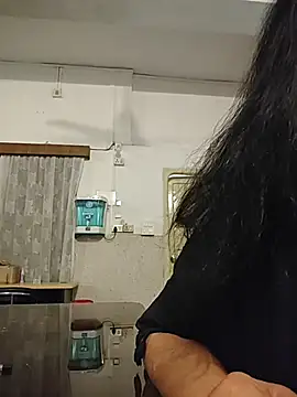 Susannemilf online show from April 2026 02:36:02 AM