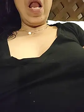 Susannemilf online show from February 2026 01:21:02 PM