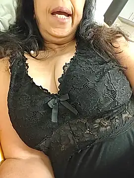 Susannemilf online show from October 2025 04:33:01 AM