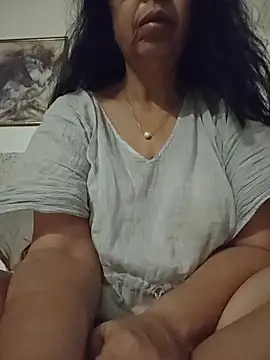 Susannemilf online show from April 2026 11:00:02 PM