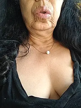 Susannemilf online show from March 2026 03:02:02 AM