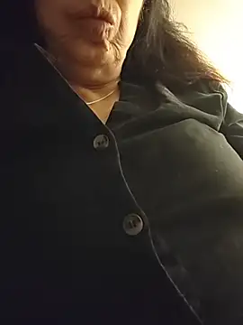 Susannemilf online show from November 2025 04:01:01 AM