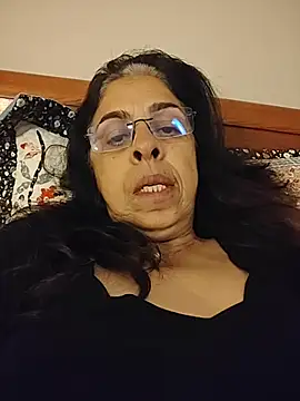 Susannemilf online show from November 2025 11:58:02 AM