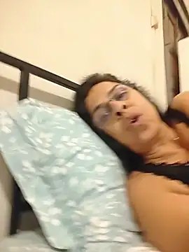 Susannemilf online show from March 2026 02:57:01 PM