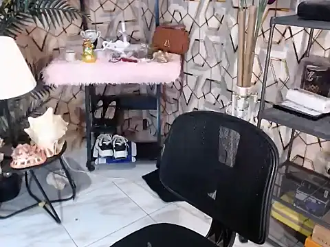 AsianTrixxx online show from January 2026 05:55:01 AM