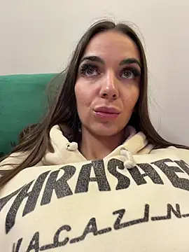 Snapshot of Bad_Giorgia chatting on October 2025 04:07:02 PM Bad Giorgia online show from October 2025 04:07:02 PM