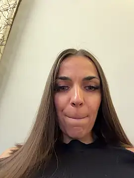 Snapshot of Bad_Giorgia chatting on October 2025 05:36:02 PM Bad Giorgia online show from October 2025 05:36:02 PM
