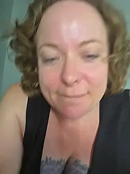 julimonroe online show from May 2026 02:07:02 AM