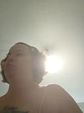 julimonroe online show from May 2026 03:47:01 AM