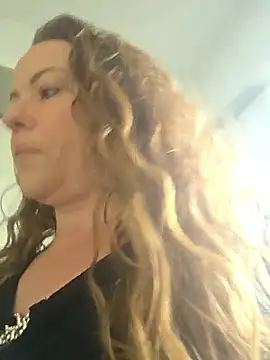 julimonroe online show from March 2026 02:31:02 PM