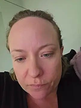 julimonroe online show from June 2026 02:06:01 AM