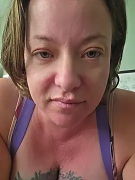 julimonroe online show from July 2026 01:00:02 PM