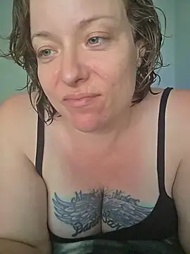 julimonroe online show from June 2026 01:33:01 AM
