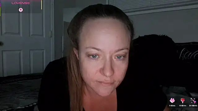 julimonroe online show from October 2025 02:24:01 AM