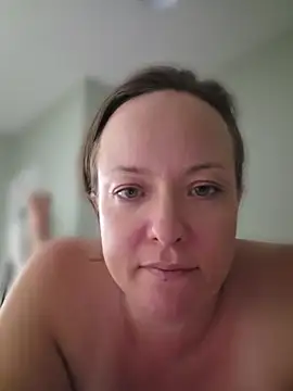 julimonroe online show from July 2026 05:08:02 AM