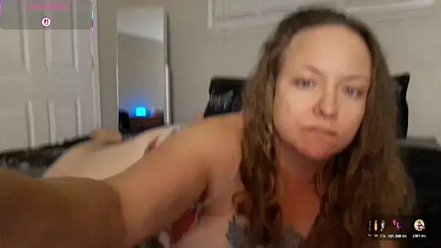 julimonroe online show from October 2025 01:30:02 AM