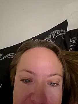 julimonroe online show from October 2025 10:39:01 AM
