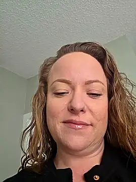 julimonroe online show from March 2026 02:55:01 PM