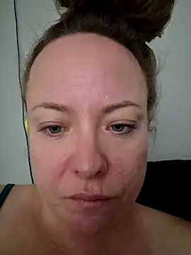 julimonroe online show from March 2026 01:23:02 PM