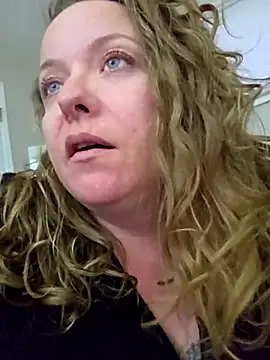 julimonroe online show from March 2025 01:03:02 AM