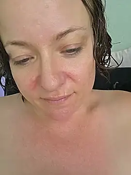 julimonroe online show from May 2026 08:09:01 PM