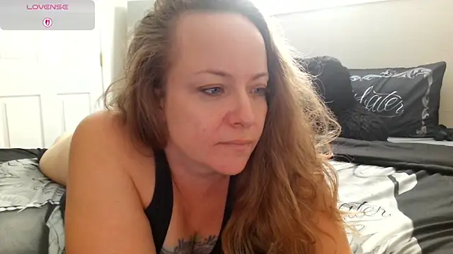 julimonroe online show from October 2025 03:11:01 PM