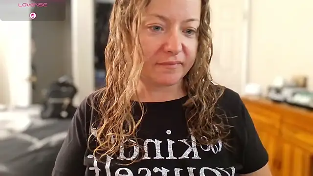 julimonroe online show from September 2025 02:59:01 PM