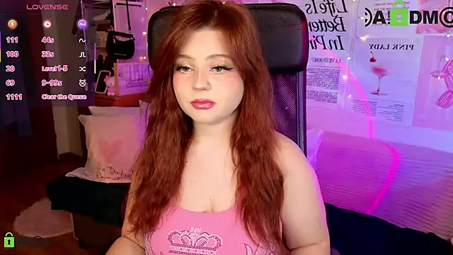 Snapshot of StellaMilla chatting on June 2026 01:37:01 AM StellaMilla online show from June 2026 01:37:01 AM
