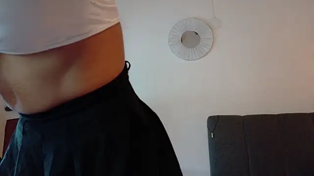 Lia Tinez online show from July 2026 09:56:02 PM