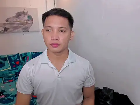 xSebastian19 online show from December 2025 10:32:02 PM