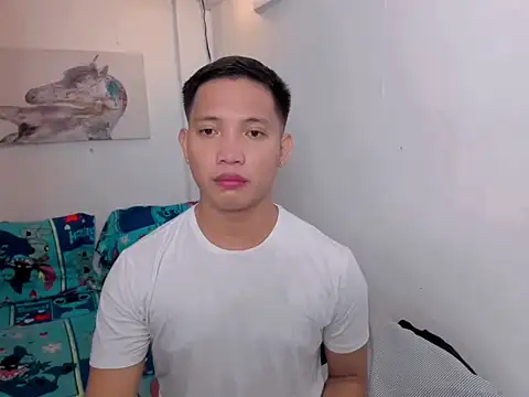 xSebastian19 online show from December 2025 05:53:01 AM