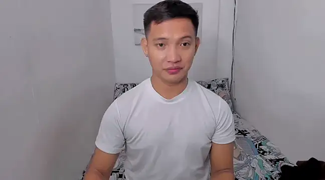 Snapshot of xSebastian19 chatting on February 2025 07:13:01 PM xSebastian19 online show from February 2025 07:13:01 PM