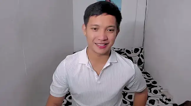 Snapshot of xSebastian19 chatting on December 2024 10:13:02 PM xSebastian19 online show from December 2024 10:13:02 PM