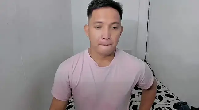 Snapshot of xSebastian19 chatting on January 2025 02:54:01 AM xSebastian19 online show from January 2025 02:54:01 AM