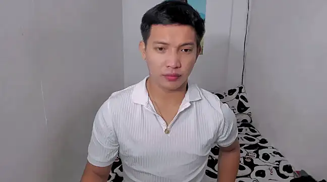 Snapshot of xSebastian19 chatting on December 2024 04:27:02 PM xSebastian19 online show from December 2024 04:27:02 PM