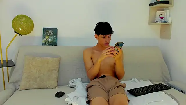 logan thomas online show from November 2025 01:38:01 PM