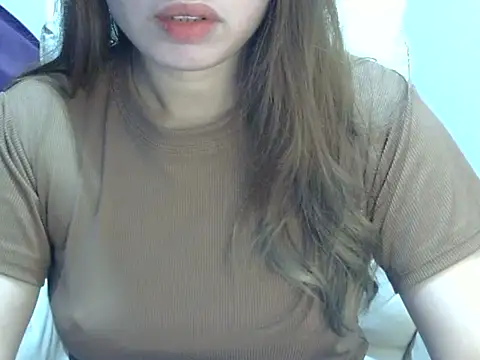    zurIII09  online show from March 2026 03:45:02 AM