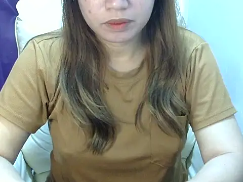    zurIII09  online show from February 2026 09:03:02 AM