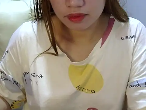    zurIII09  online show from December 2025 08:44:01 PM