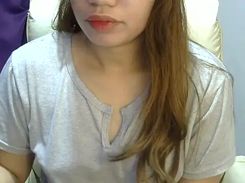    zurIII09  online show from April 2026 08:12:01 PM