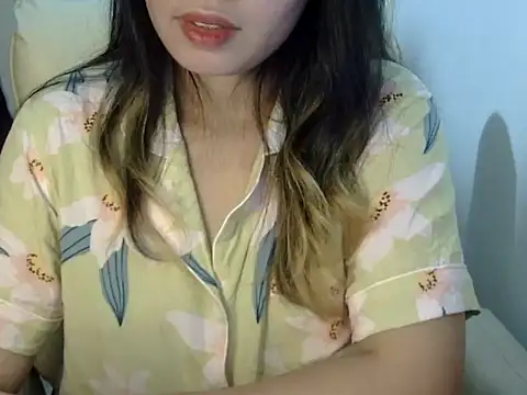    zurIII09  online show from September 2025 11:17:01 AM